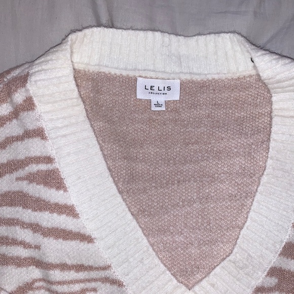 White and tan animal print sweater (size large) - Picture 2 of 2